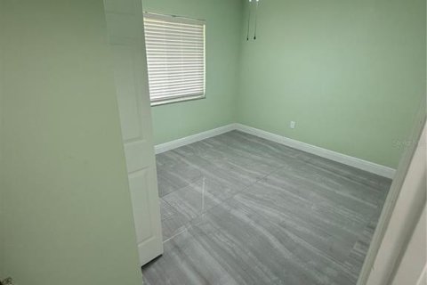 Casa en alquiler en Orlando, Florida, 4 dormitorios, 141.21 m2 № 1910408 - foto 8