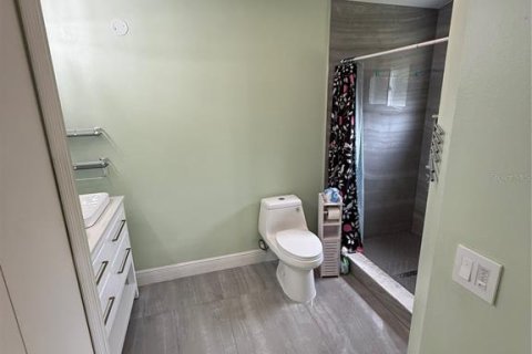 Casa en alquiler en Orlando, Florida, 4 dormitorios, 141.21 m2 № 1910408 - foto 11