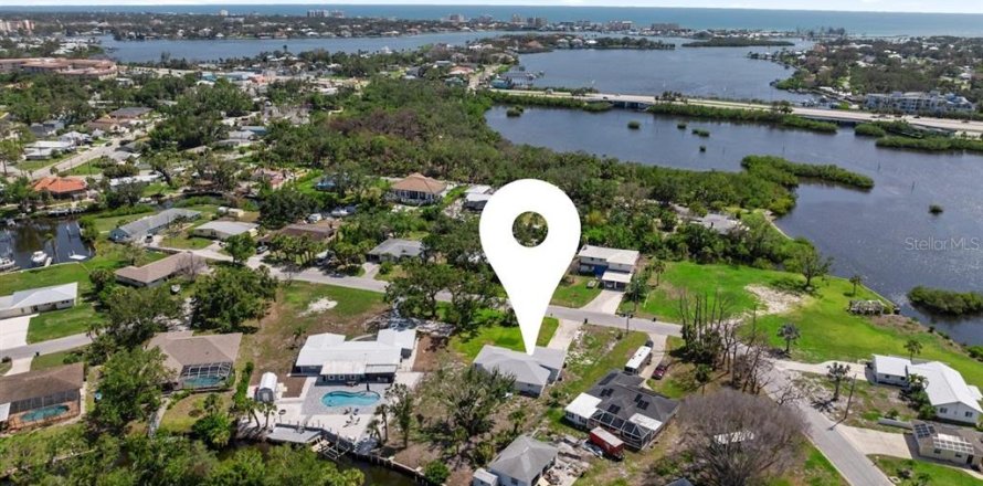 Casa en Nokomis, Florida 2 dormitorios, 139.91 m2 № 2404610