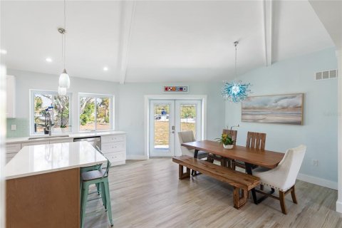 Casa en venta en Nokomis, Florida, 2 dormitorios, 139.91 m2 № 2404610 - foto 10
