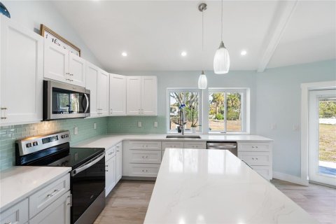 Casa en venta en Nokomis, Florida, 2 dormitorios, 139.91 m2 № 2404610 - foto 7