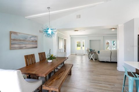 Casa en venta en Nokomis, Florida, 2 dormitorios, 139.91 m2 № 2404610 - foto 17