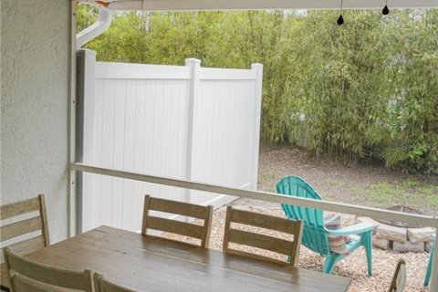 Townhouse in Clearwater, Florida 3 bedrooms, 136.01 sq.m. № 2117982 - photo 25