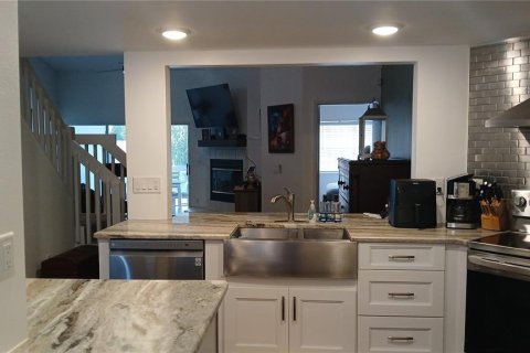 Townhouse in Clearwater, Florida 3 bedrooms, 136.01 sq.m. № 2117982 - photo 8
