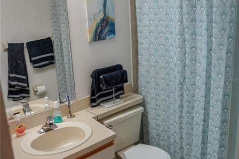 Townhouse in Clearwater, Florida 3 bedrooms, 136.01 sq.m. № 2117982 - photo 19