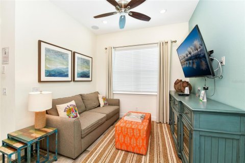 Casa en venta en Kissimmee, Florida, 5 dormitorios, 177.26 m2 № 1512245 - foto 3