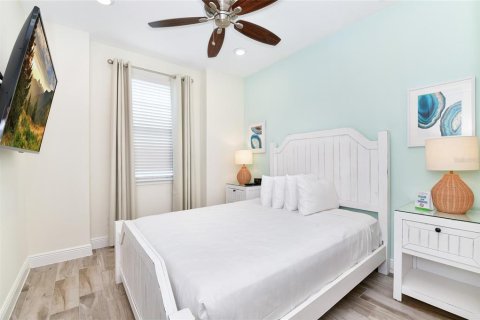 Casa en venta en Kissimmee, Florida, 5 dormitorios, 177.26 m2 № 1512245 - foto 28