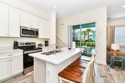 Casa en venta en Kissimmee, Florida, 5 dormitorios, 177.26 m2 № 1512245 - foto 13