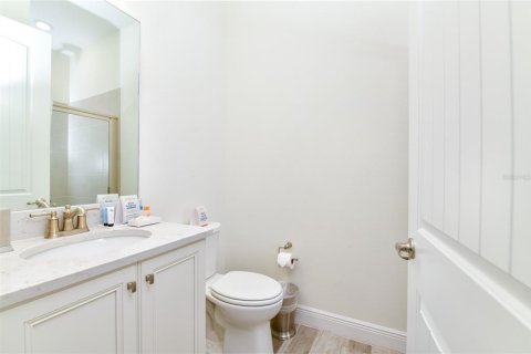 Casa en venta en Kissimmee, Florida, 5 dormitorios, 177.26 m2 № 1512245 - foto 27