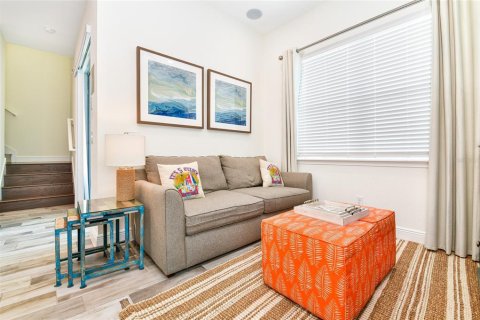 Casa en venta en Kissimmee, Florida, 5 dormitorios, 177.26 m2 № 1512245 - foto 5