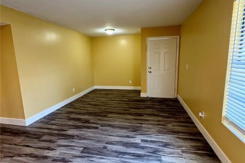 Apartamento en alquiler en Plant City, Florida, 3 dormitorios, 102.56 m2 № 1837046 - foto 3