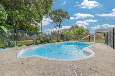 Villa ou maison à vendre à Clearwater, Floride: 3 chambres, 115.11 m2 № 1904024 - photo 2