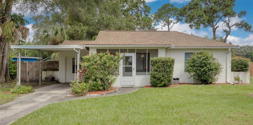 Villa ou maison à Clearwater, Floride 3 chambres, 115.11 m2 № 1904024