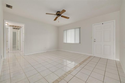 Villa ou maison à vendre à Clearwater, Floride: 3 chambres, 115.11 m2 № 1904024 - photo 8