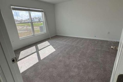 House in Zephyrhills, Florida 3 bedrooms, 144.93 sq.m. № 2284269 - photo 13