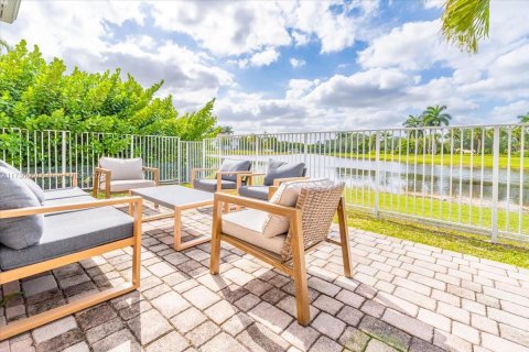 Casa en venta en Weston, Florida, 4 dormitorios, 198.44 m2 № 1486815 - foto 28