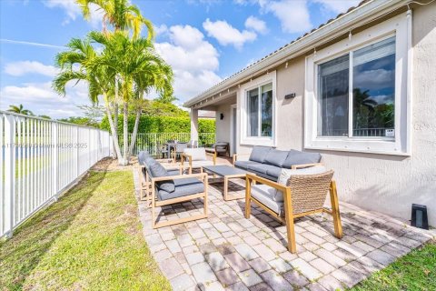 Casa en venta en Weston, Florida, 4 dormitorios, 198.44 m2 № 1486815 - foto 4