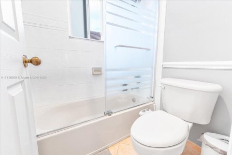 Casa en venta en Weston, Florida, 4 dormitorios, 198.44 m2 № 1486815 - foto 24