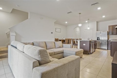 Купить таунхаус в Дэвенпорт, Флорида 7 комнат, 155.33м2, № 2102326 - фото 10