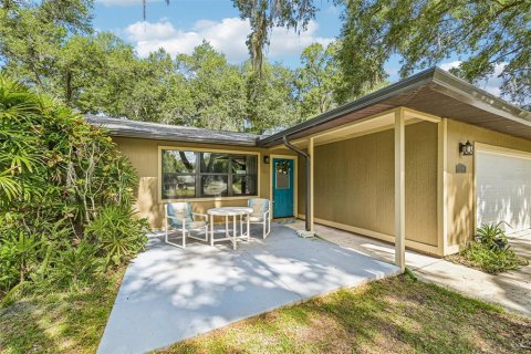 House in Sarasota, Florida 3 bedrooms, 135.73 sq.m. № 2220261 - photo 6