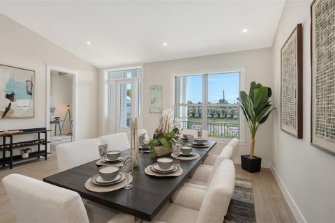 House in Bradenton, Florida 4 bedrooms, 228.63 sq.m. № 1795223 - photo 12