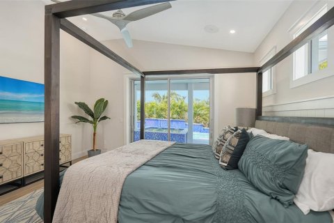 House in Bradenton, Florida 4 bedrooms, 228.63 sq.m. № 1795223 - photo 24