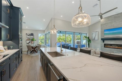 House in Bradenton, Florida 4 bedrooms, 228.63 sq.m. № 1795223 - photo 19