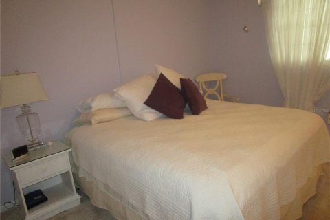 Condo in Saint Petersburg, Florida, 1 bedroom  № 1437943 - photo 12