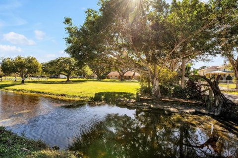 Casa en venta en Southwest Ranches, Florida, 6 dormitorios, 399.11 m2 № 2035427 - foto 2