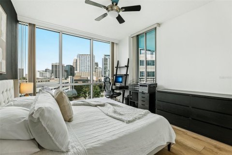 Condo in Orlando, Florida, 2 bedrooms № 2305010 - photo 19