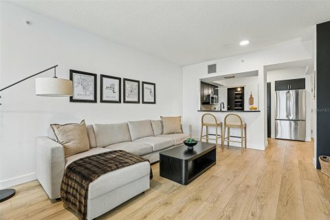 Condo in Orlando, Florida, 2 bedrooms № 2305010 - photo 8
