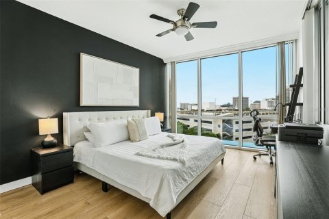 Condo in Orlando, Florida, 2 bedrooms № 2305010 - photo 18