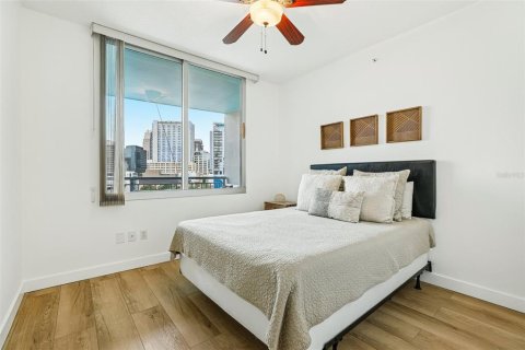 Condo in Orlando, Florida, 2 bedrooms № 2305010 - photo 26