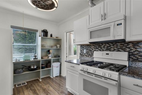 House in Daytona Beach, Florida 3 bedrooms, 113.81 sq.m. № 1440944 - photo 8