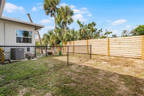 House in Daytona Beach, Florida 3 bedrooms, 113.81 sq.m. № 1440944 - photo 24