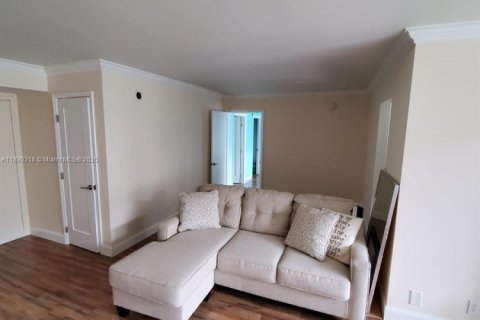 Copropriété à louer à Sunny Isles Beach, Floride: 1 chambre, 71.26 m2 № 1946824 - photo 5