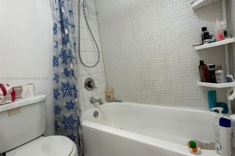 Copropriété à louer à Sunny Isles Beach, Floride: 1 chambre, 71.26 m2 № 1946824 - photo 19
