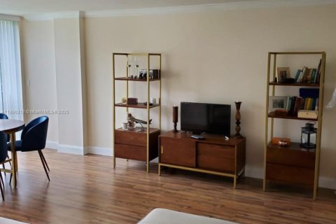 Copropriété à louer à Sunny Isles Beach, Floride: 1 chambre, 71.26 m2 № 1946824 - photo 14