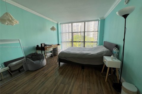 Copropriété à louer à Sunny Isles Beach, Floride: 1 chambre, 71.26 m2 № 1946824 - photo 15