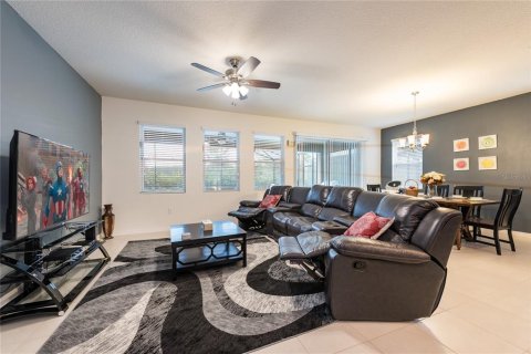 Villa ou maison à vendre à Davenport, Floride: 6 chambres, 303.79 m2 № 1791545 - photo 8