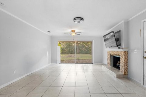 House in Gainesville, Florida 4 bedrooms, 177.81 sq.m. № 2211983 - photo 10