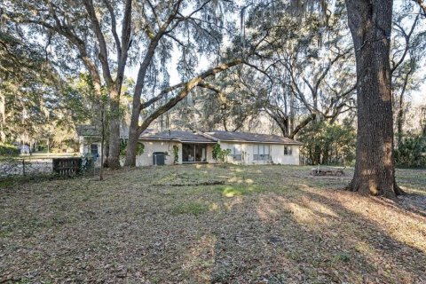 House in Gainesville, Florida 4 bedrooms, 177.81 sq.m. № 2211983 - photo 19