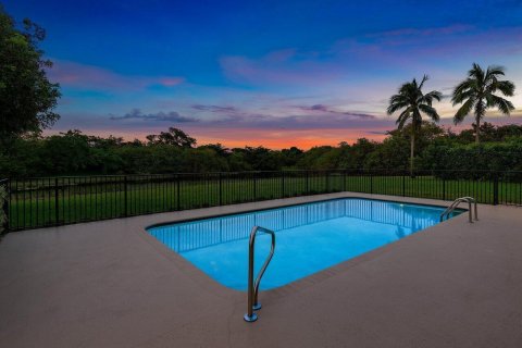 House in Boca Raton, Florida 4 bedrooms, 292.27 sq.m. № 2088128 - photo 27