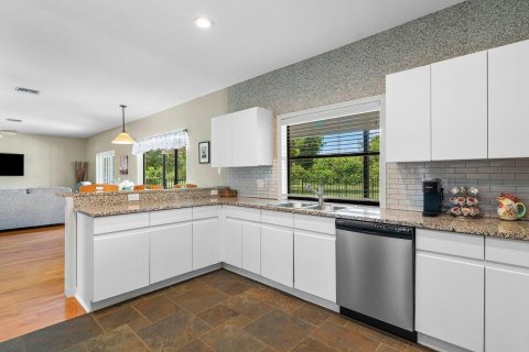 House in Boca Raton, Florida 4 bedrooms, 292.27 sq.m. № 2088128 - photo 14