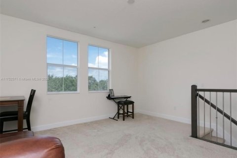 Adosado en venta en Sunrise, Florida, 4 dormitorios, 273.32 m2 № 1711164 - foto 24