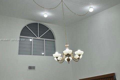 Casa en alquiler en Miami, Florida, 4 dormitorios, 236.25 m2 № 2009169 - foto 4