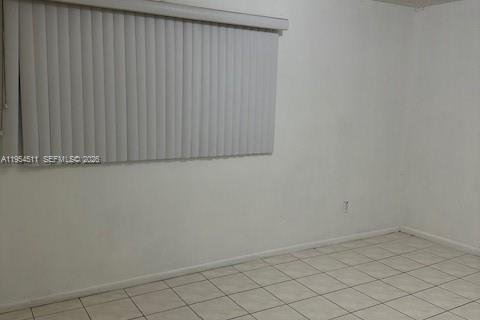 Casa en alquiler en Miami, Florida, 4 dormitorios, 236.25 m2 № 2009169 - foto 14