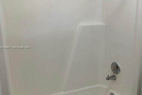 Casa en alquiler en Miami, Florida, 4 dormitorios, 236.25 m2 № 2009169 - foto 15