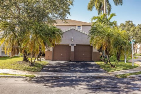 Villa ou maison à vendre à Pembroke Pines, Floride: 3 chambres, 171.68 m2 № 1790527 - photo 17