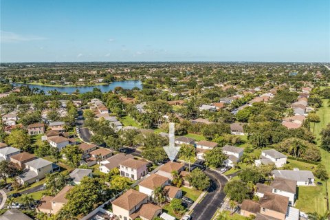 Villa ou maison à vendre à Pembroke Pines, Floride: 3 chambres, 171.68 m2 № 1790527 - photo 7